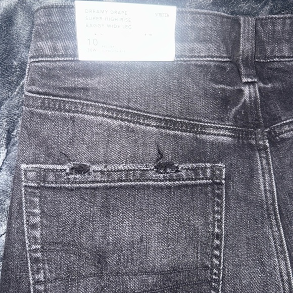 AE Dreamy Drape Stretch Super High-Waisted Baggy Wide-Leg Jean in Black, 10R NWT - Picture 5 of 6